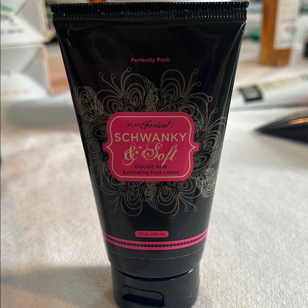 Perfectly Posh Black and Pink Hand & Foot Care Lotion